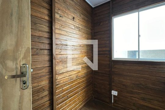Quarto 2 de casa para alugar com 2 quartos, 58m² em Pilarzinho, Curitiba