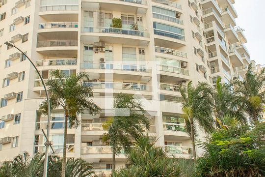 Fachada de apartamento à venda com 2 quartos, 77m² em Barra da Tijuca, Rio de Janeiro