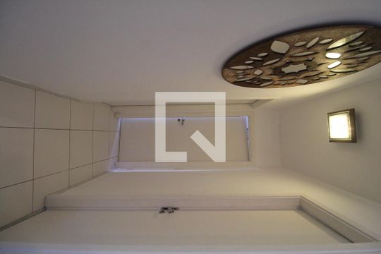 Corredor de apartamento à venda com 2 quartos, 75m² em Jacarepaguá, Rio de Janeiro