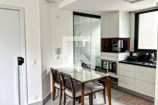 Cozinha de apartamento à venda com 2 quartos, 55m² em Cruzeiro, Belo Horizonte