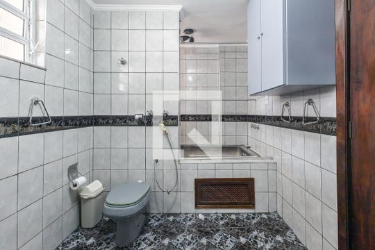 Banheiro de apartamento para alugar com 3 quartos, 130m² em Vila Mariana, São Paulo