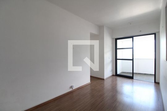 Sala de apartamento para alugar com 3 quartos, 90m² em Jacarepaguá, Rio de Janeiro