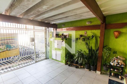 Garagem de casa para alugar com 2 quartos, 200m² em Vila Dom Pedro Ii, São Paulo