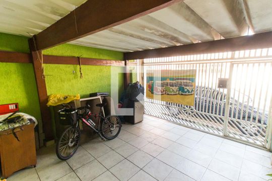 Garagem de casa para alugar com 2 quartos, 200m² em Vila Dom Pedro Ii, São Paulo