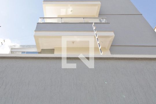 Fachada de apartamento para alugar com 2 quartos, 150m² em Granada, Uberlândia