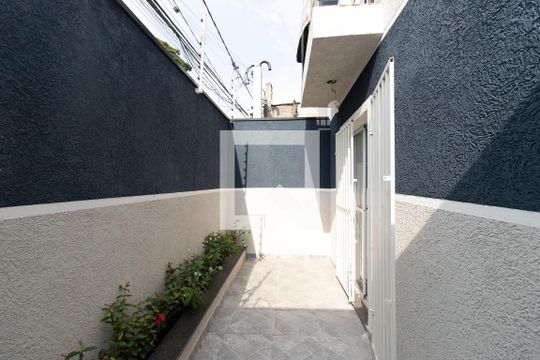 Quintal de apartamento para alugar com 2 quartos, 59m² em Vila Nivi, São Paulo