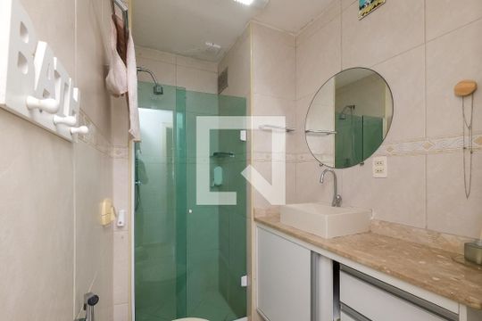 Banheiro Corredor de apartamento à venda com 2 quartos, 78m² em Rio Comprido, Rio de Janeiro