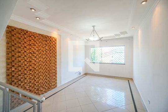 Casa à venda com 3 quartos, 120m² em Penha de França, São Paulo