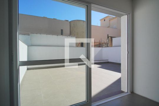 Sala - Vista de apartamento à venda com 2 quartos, 176m² em Petrópolis, Porto Alegre