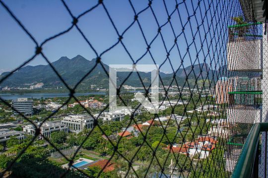 Vista da varanda de apartamento à venda com 2 quartos, 160m² em Barra da Tijuca, Rio de Janeiro