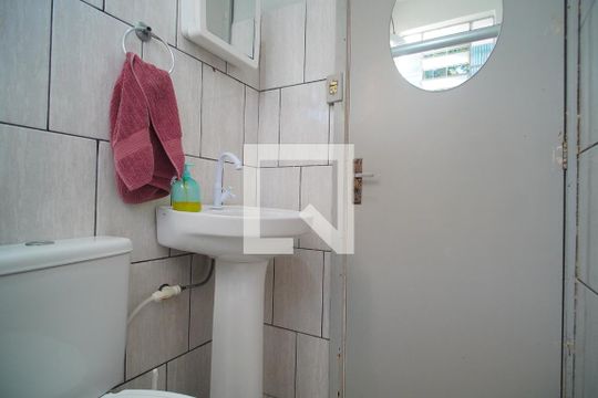 Banheiro da Suíte de casa para alugar com 2 quartos, 400m² em Duque de Caxias, São Leopoldo