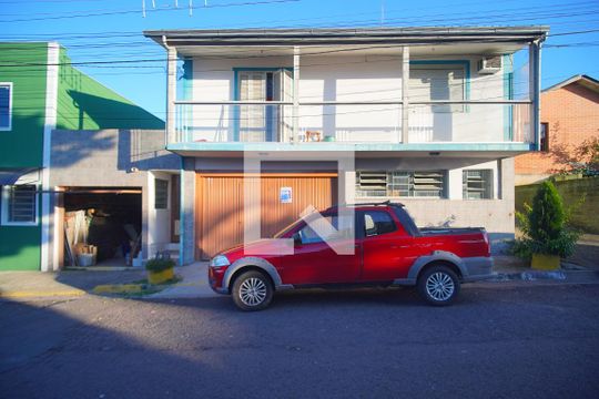 Fachada de casa para alugar com 2 quartos, 400m² em Duque de Caxias, São Leopoldo