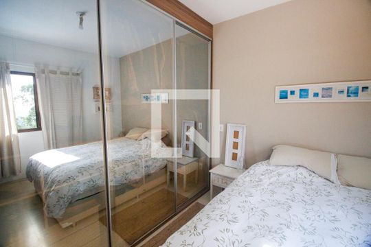Quarto Suíte de apartamento à venda com 3 quartos, 150m² em Vila Suzana, São Paulo