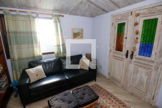 Sala de TV de apartamento à venda com 3 quartos, 150m² em Vila Suzana, São Paulo