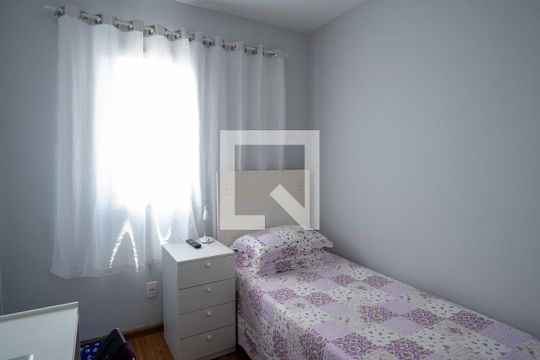 Quarto 1 de apartamento à venda com 2 quartos, 50m² em Vila Liviero, São Paulo