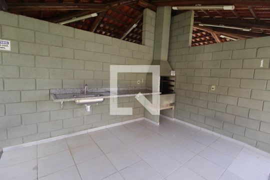 Área comum - Churrasqueira de kitnet/studio para alugar com 1 quarto, 35m² em Jardim Patricia, Uberlândia