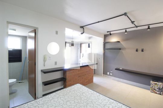 Kitnet/Studio para alugar com 1 quarto, 35m² em Jardim Patricia, Uberlândia