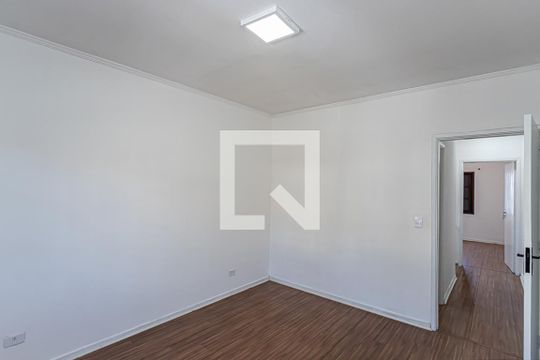 Quarto 1 de casa à venda com 2 quartos, 170m² em Vila Sao Vicente, São Paulo