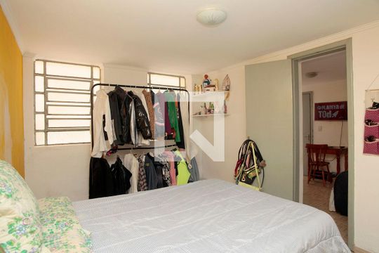Quarto de apartamento para alugar com 1 quarto, 30m² em Petrópolis, Porto Alegre