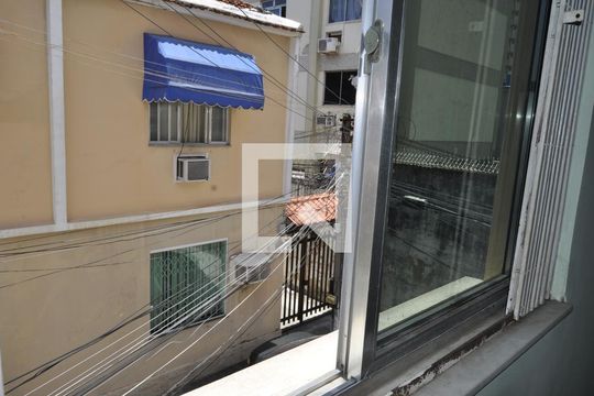 Vista Sala de apartamento à venda com 2 quartos, 70m² em Riachuelo, Rio de Janeiro