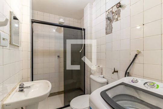 Banheiro de apartamento à venda com 2 quartos, 39m² em Santa Efigênia, São Paulo