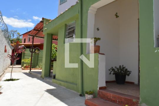 Área comum de casa à venda com 5 quartos, 300m² em Fonte Grande, Contagem