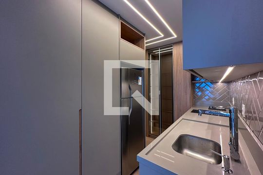 Cozinha de kitnet/studio à venda com 1 quarto, 25m² em Brooklin, São Paulo