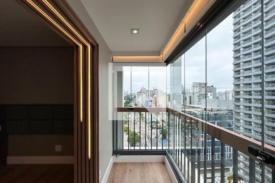 Sacada de kitnet/studio à venda com 1 quarto, 25m² em Brooklin, São Paulo