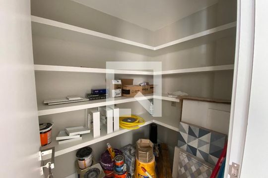 Despensa de apartamento para alugar com 3 quartos, 138m² em Consolação, São Paulo