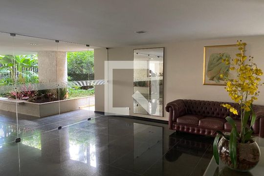 Área comum de apartamento para alugar com 3 quartos, 138m² em Consolação, São Paulo