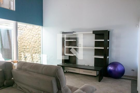 Sala de casa à venda com 4 quartos, 400m² em Nova Petrópolis, São Bernardo do Campo