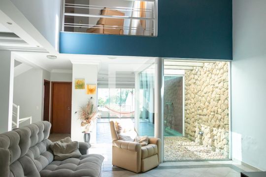 Sala de casa à venda com 4 quartos, 400m² em Nova Petrópolis, São Bernardo do Campo
