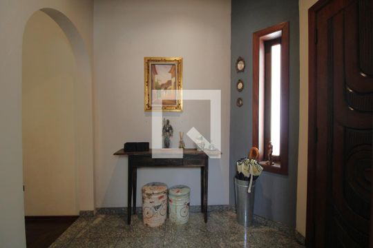 Hall de casa à venda com 4 quartos, 360m² em Jardim Marajoara, São Paulo
