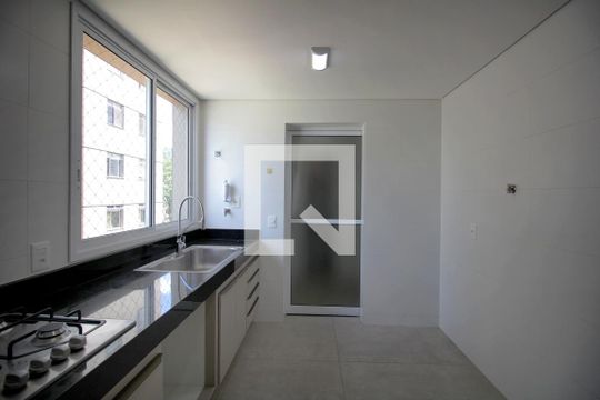 Cozinha de apartamento para alugar com 4 quartos, 127m² em Serra, Belo Horizonte
