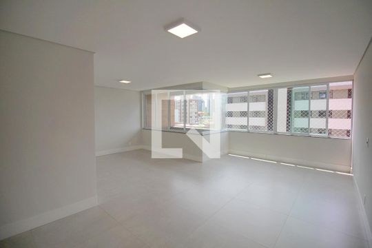 Sala de apartamento para alugar com 4 quartos, 127m² em Serra, Belo Horizonte