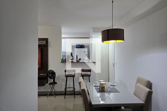 Sala de apartamento para alugar com 2 quartos, 63m² em Jardim Flor da Montanha, Guarulhos