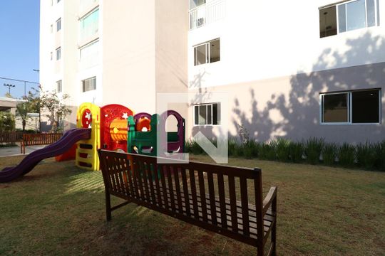 Área comum - Playground de apartamento para alugar com 2 quartos, 43m² em Parque Industrial Tomas Edson, São Paulo