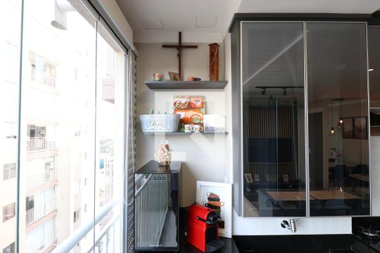 Área de Serviço de apartamento para alugar com 2 quartos, 43m² em Parque Industrial Tomas Edson, São Paulo