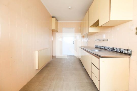 Cozinha de apartamento à venda com 2 quartos, 86m² em Vila Oratorio, São Paulo