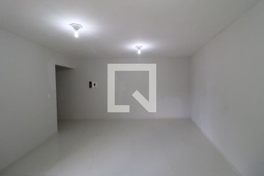 Quarto de kitnet/studio para alugar com 1 quarto, 30m² em Vila Gustavo, São Paulo