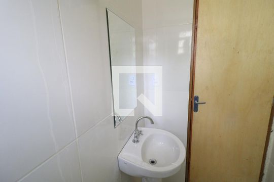 Banheiro de kitnet/studio para alugar com 1 quarto, 30m² em Vila Gustavo, São Paulo