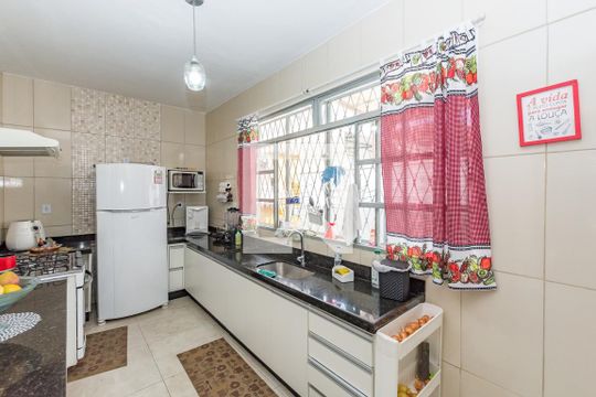 Cozinha de casa à venda com 3 quartos, 149m² em Cinquentenario, Belo Horizonte