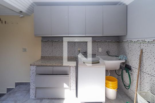 Área de Serviço de casa à venda com 3 quartos, 300m² em Jardim Cotiana, São Paulo