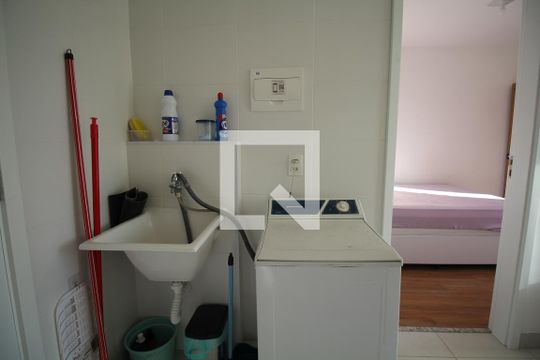Área de Serviço de apartamento para alugar com 1 quarto, 30m² em Jardim da Glória, São Paulo