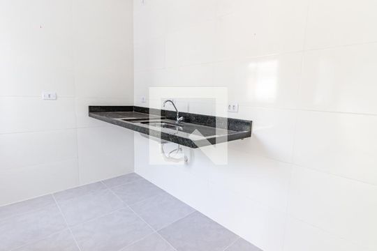 Cozinha de apartamento para alugar com 1 quarto, 24m² em Vila Prudente, São Paulo