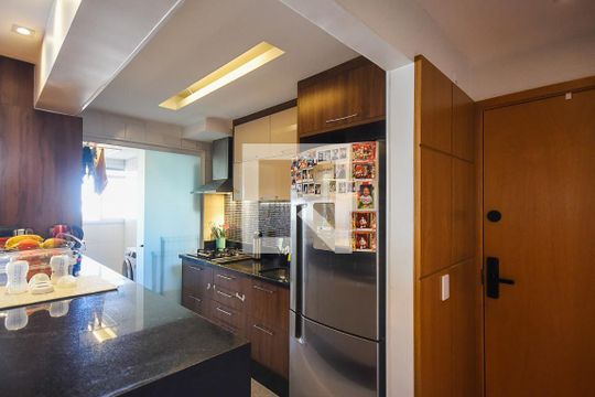 Cozinha de apartamento à venda com 1 quarto, 6m² em Vila Andrade, São Paulo