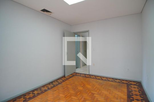 Quarto de casa para alugar com 6 quartos, 280m² em Bela Vista, Porto Alegre