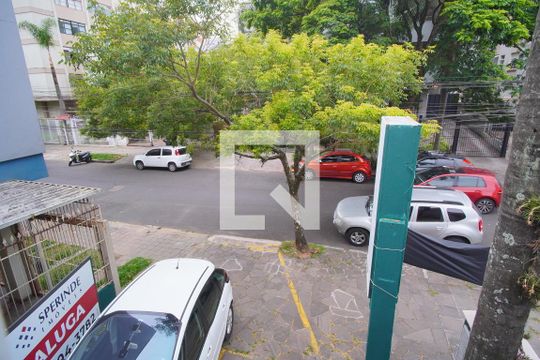 Vista de casa para alugar com 6 quartos, 280m² em Bela Vista, Porto Alegre