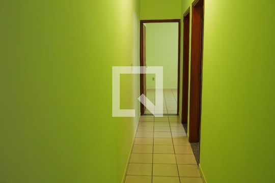 Corredor de casa à venda com 3 quartos, 125m² em Santa Gertrudes, Jundiaí