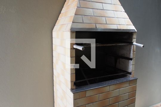 Churrasqueira de casa à venda com 3 quartos, 125m² em Santa Gertrudes, Jundiaí